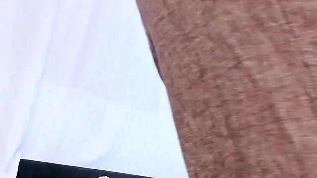 NoahhBrown online show from October 15, 2025, 11:38 pm