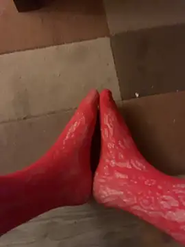 Snapshot of footsy35 chatting on January 17, 2026, 8:08 am footsy35 online show from January 17, 2026, 8:08 am