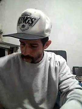 LongDickZee562 online show from October 8, 2025, 5:10 pm