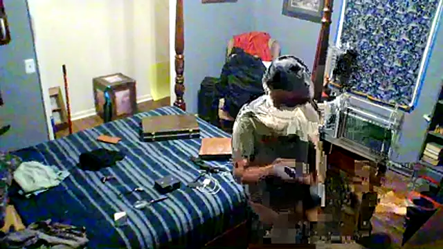 Snapshot of Onesieboy4daddys chatting on December 19, 2025, 7:59 am Onesieboy4daddys online show from December 19, 2025, 7:59 am