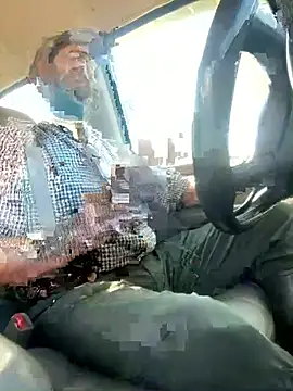 Snapshot of Onesieboy4daddys chatting on January 6, 2026, 6:44 pm Onesieboy4daddys online show from January 6, 2026, 6:44 pm