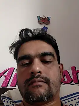 Snapshot of suton1 chatting on September 9, 2025, 5:40 am suton1 online show from September 9, 2025, 5:40 am