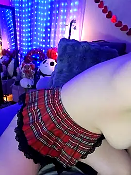 Angel-Lewd-Cake online show from February 16, 2025, 12:43 pm