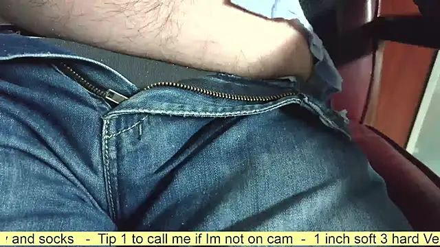 smoothandtiny online show from November 14, 2025, 5:22 pm