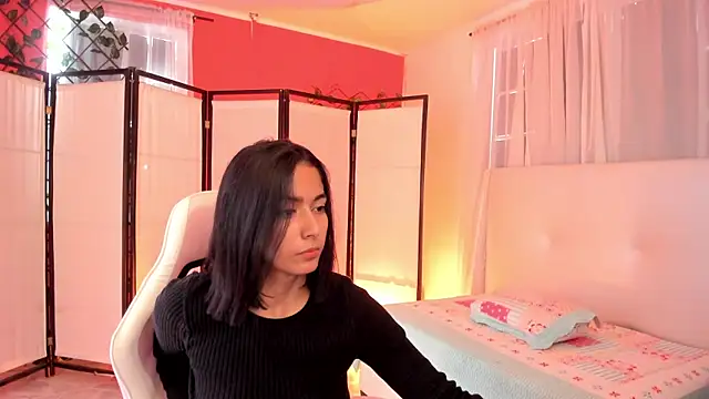 your khloe online show from November 11, 2025, 1:33 pm