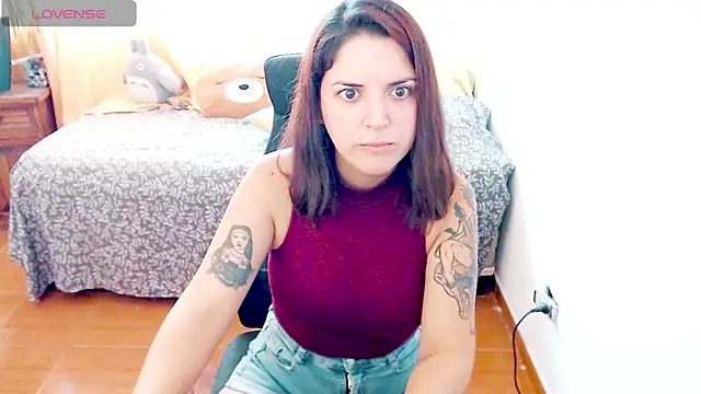 Snapshot of raquellov1 chatting on March 4, 2025, 8:49 pm raquellov1 online show from March 4, 2025, 8:49 pm