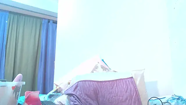 I AM JULIETA SQUIRTS online show from January 22, 2025, 7:25 am