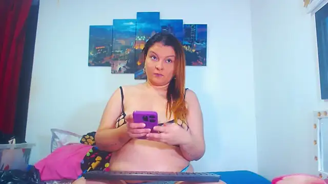 I AM JULIETA SQUIRTS online show from October 18, 2025, 10:54 pm