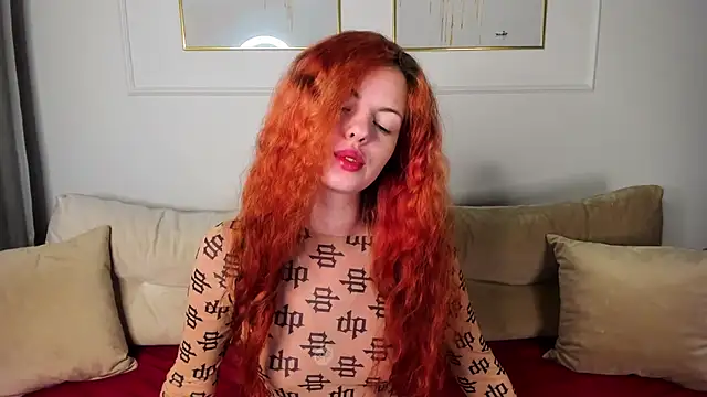 Snapshot of RubyAttwood chatting on February 21, 2025, 3:54 pm RubyAttwood online show from February 21, 2025, 3:54 pm