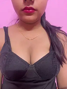 Snapshot of samaya-21 chatting on December 21, 2025, 5:31 pm samaya-21 online show from December 21, 2025, 5:31 pm