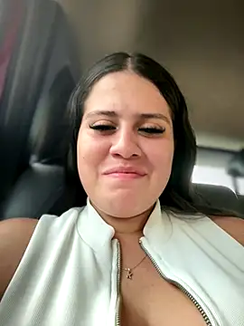 Natalia Cleark09 online show from October 19, 2025, 4:07 pm