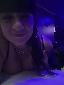 Sensualmente333 online show from June 7, 2026, 10:13 pm