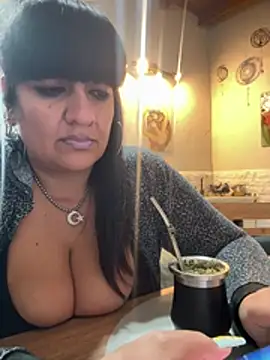 Sensualmente333 online show from June 24, 2026, 11:42 am