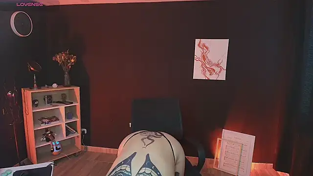  WednesdayFriday  online show from September 12, 2025, 2:06 pm