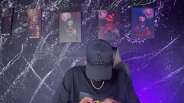 Snapshot of JacksonMuller_ chatting on April 7, 2026, 1:33 pm JacksonMuller online show from April 7, 2026, 1:33 pm