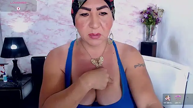 Snapshot of SEBAIS4YOU chatting on February 10, 2025, 3:42 pm SEBAIS4YOU online show from February 10, 2025, 3:42 pm