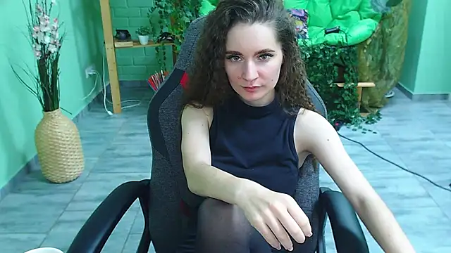 Snapshot of Miss_Barbara_ chatting on January 28, 2025, 9:50 pm Miss Barbara online show from January 28, 2025, 9:50 pm