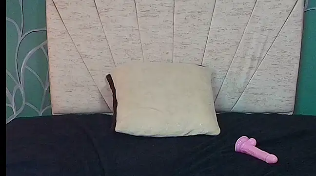 Snapshot of MariamCute_ chatting on March 10, 2025, 10:34 pm MariamCute online show from March 10, 2025, 10:34 pm