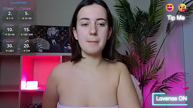 Snapshot of SweetieKendl chatting on March 12, 2026, 9:54 pm SweetieKendl online show from March 12, 2026, 9:54 pm
