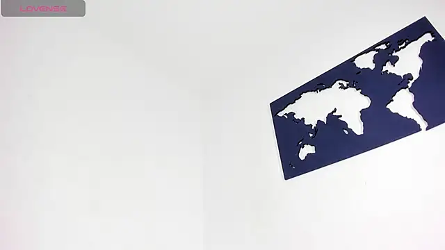 Snapshot of CurvyViolet chatting on December 7, 2024, 11:51 am CurvyViolet online show from December 7, 2024, 11:51 am