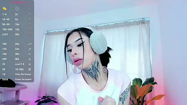 Snapshot of kali_ka_ chatting on February 4, 2025, 12:44 pm kali ka online show from February 4, 2025, 12:44 pm