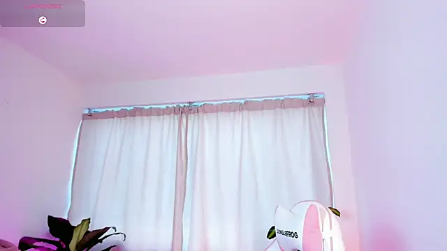 Snapshot of kali_ka_ chatting on February 28, 2025, 12:42 pm kali ka online show from February 28, 2025, 12:42 pm