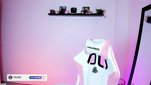 Snapshot of kali_ka_ chatting on November 24, 2025, 6:29 pm kali ka online show from November 24, 2025, 6:29 pm