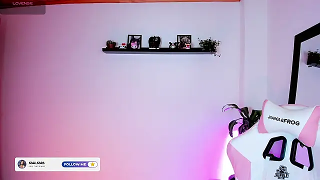 Snapshot of kali_ka_ chatting on December 1, 2025, 6:13 pm kali ka online show from December 1, 2025, 6:13 pm