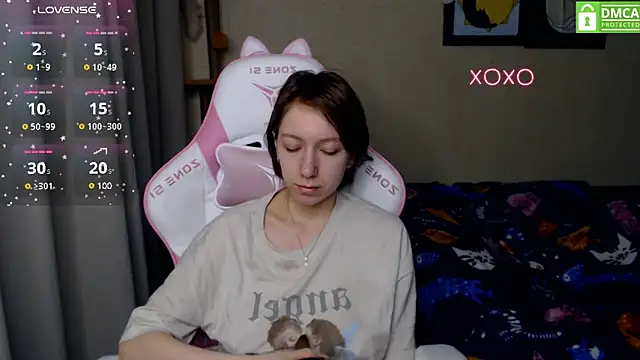 LeahGottty online show from December 5, 2024, 2:22 pm