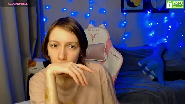 LeahGottty online show from December 30, 2024, 3:13 pm