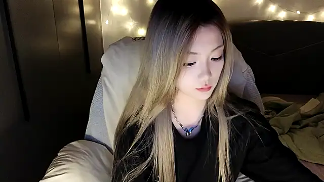 Snapshot of Jennie-007 chatting on September 10, 2025, 5:35 pm Jennie-007 online show from September 10, 2025, 5:35 pm