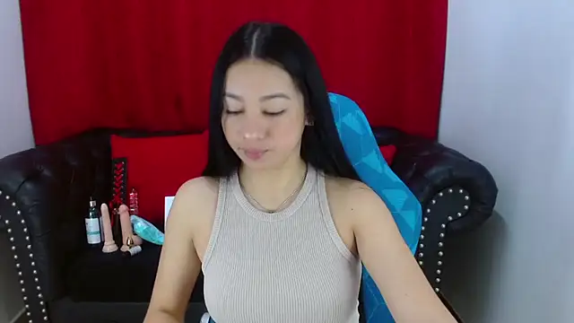 Lila Pinky online show from March 1, 2025, 2:02 pm