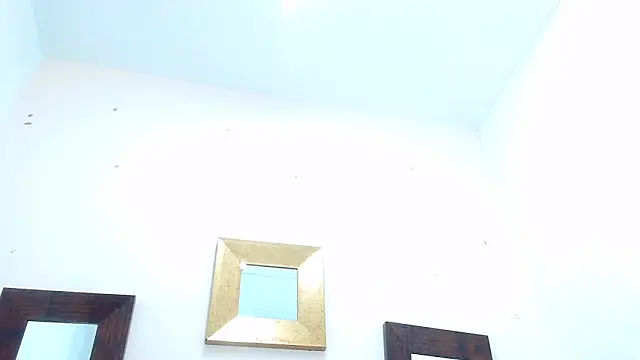 Lila Pinky online show from March 5, 2025, 5:39 pm