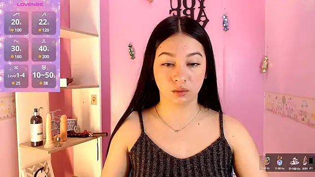 Lila Pinky online show from March 10, 2025, 2:05 pm