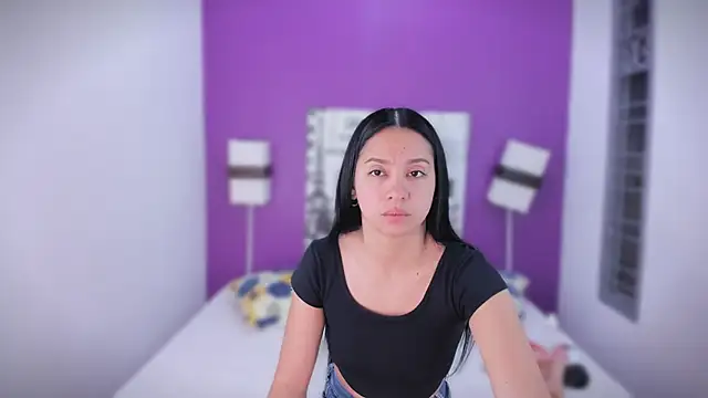 Lila Pinky online show from October 8, 2025, 12:58 pm