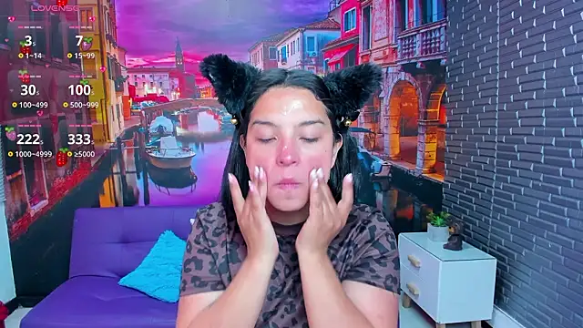 Small naughty  online show from March 6, 2026, 1:40 pm