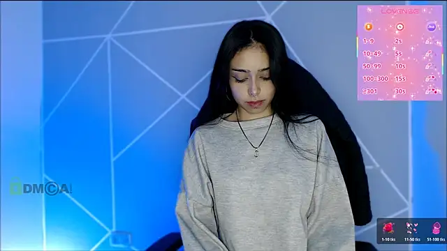 Snapshot of lilylouisee chatting on April 25, 2026, 11:13 pm lilylouisee online show from April 25, 2026, 11:13 pm