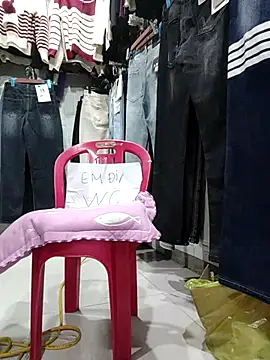  Vitamin Sex  online show from November 12, 2025, 4:13 am