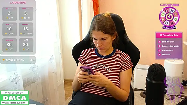 Snapshot of mag1c_eyes1 chatting on November 4, 2025, 12:04 pm mag1c eyes1 online show from November 4, 2025, 12:04 pm