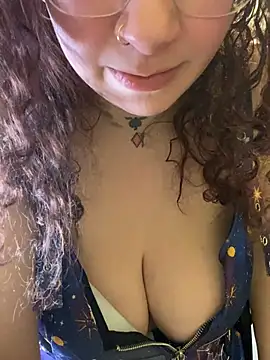 Snapshot of mistress_kasha chatting on March 16, 2026, 8:35 pm mistress kasha online show from March 16, 2026, 8:35 pm