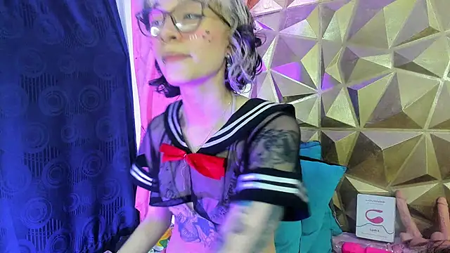 Snapshot of neeko_princes chatting on December 9, 2024, 3:22 pm neeko princes online show from December 9, 2024, 3:22 pm