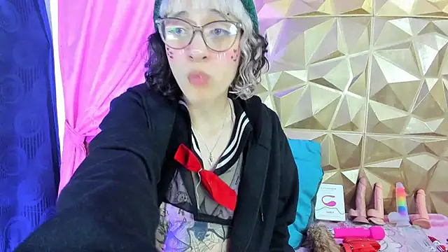 Snapshot of neeko_princes chatting on December 12, 2024, 3:16 pm neeko princes online show from December 12, 2024, 3:16 pm