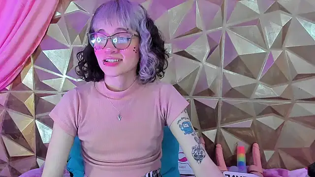 Snapshot of neeko_princes chatting on February 14, 2025, 3:26 pm neeko princes online show from February 14, 2025, 3:26 pm