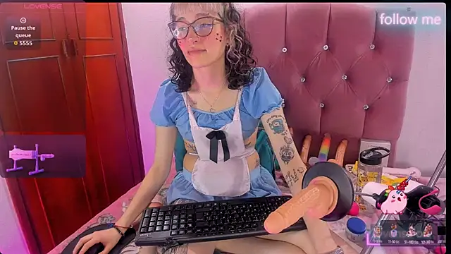Snapshot of neeko_princes chatting on October 9, 2025, 12:36 pm neeko princes online show from October 9, 2025, 12:36 pm