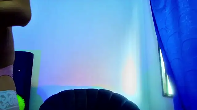 Snapshot of Aliice_Doll chatting on September 22, 2025, 8:33 pm Aliice Doll online show from September 22, 2025, 8:33 pm