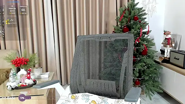  Joliie  online show from November 22, 2025, 4:06 pm