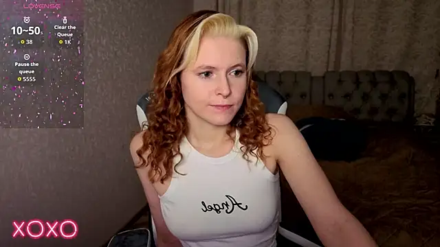 Snapshot of rocky_foxy chatting on October 23, 2025, 10:52 pm rocky foxy online show from October 23, 2025, 10:52 pm