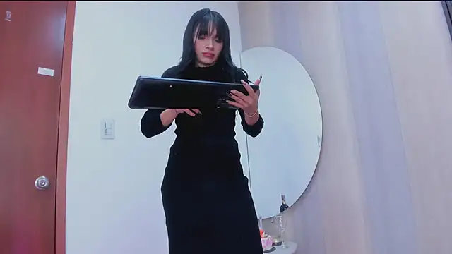 Snapshot of _shantal_smith chatting on March 9, 2025, 4:55 pm shantal smith online show from March 9, 2025, 4:55 pm