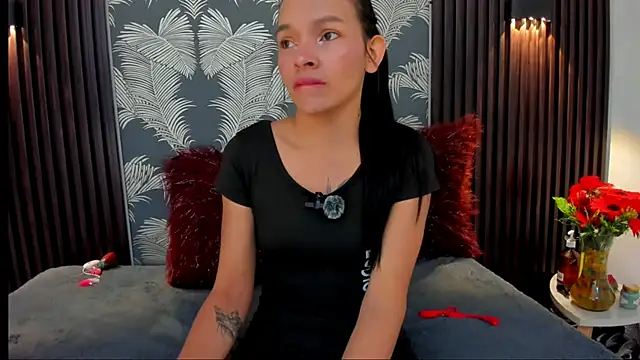 Snapshot of _shantal_smith chatting on October 7, 2025, 4:59 pm shantal smith online show from October 7, 2025, 4:59 pm