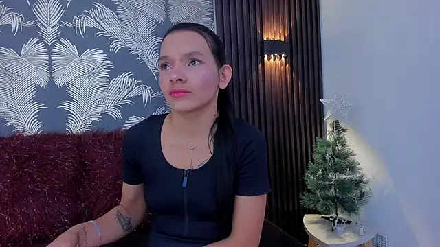 Snapshot of _shantal_smith chatting on November 13, 2025, 4:17 pm shantal smith online show from November 13, 2025, 4:17 pm